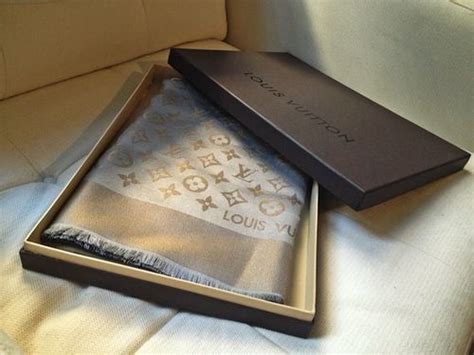 lv scarf box